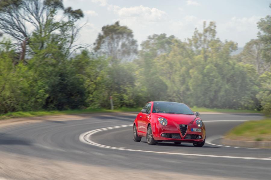  Alfa Romeo MiTo Quadrifoglio Verde (955) 2014 года  (AU) (фото 6 из 19)